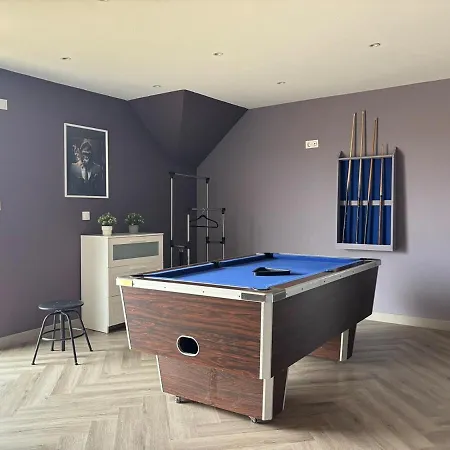 Le Havre Normand Piscine Interieure Terrain De Petanque Baby Foot, Ping Pong, Table De Poker, Billard, Terrasse Amenagee, Jardin, Proche Plages Du Debarquement Entre Caen Et Bayeux * Moulins en Bessin