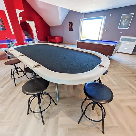 Le Havre Normand Piscine Interieure Terrain De Petanque Baby Foot, Ping Pong, Table De Poker, Billard, Terrasse Amenagee, Jardin, Proche Plages Du Debarquement Entre Caen Et Bayeux Willa