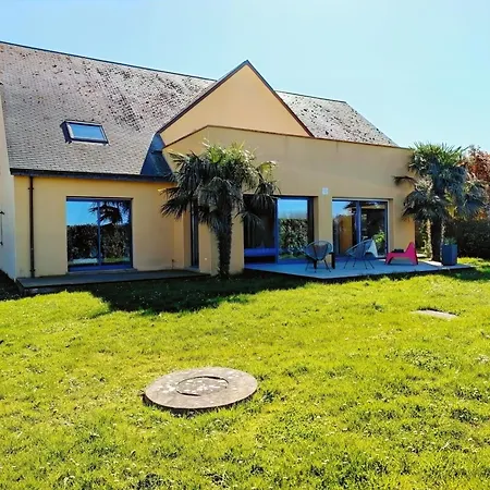 Le Havre Normand Piscine Interieure Terrain De Petanque Baby Foot, Ping Pong, Table De Poker, Billard, Terrasse Amenagee, Jardin, Proche Plages Du Debarquement Entre Caen Et Bayeux * Moulins en Bessin
