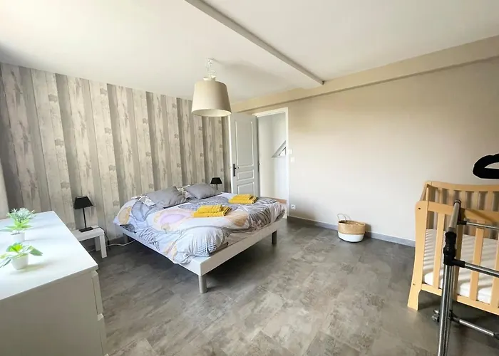 Le Havre Normand Piscine Interieure Terrain De Petanque Baby Foot, Ping Pong, Table De Poker, Billard, Terrasse Amenagee, Jardin, Proche Plages Du Debarquement Entre Caen Et Bayeux * Moulins en Bessin