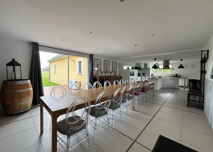 Le Havre Normand Piscine Interieure Terrain De Petanque Baby Foot, Ping Pong, Table De Poker, Billard, Terrasse Amenagee, Jardin, Proche Plages Du Debarquement Entre Caen Et Bayeux *