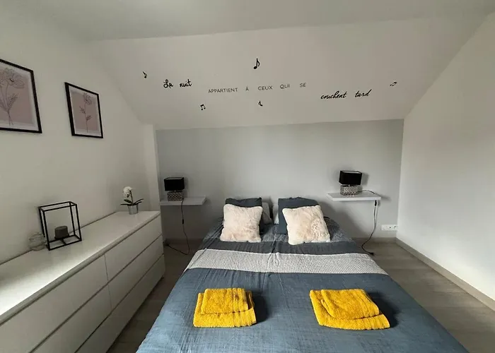 Le Havre Normand Piscine Interieure Terrain De Petanque Baby Foot, Ping Pong, Table De Poker, Billard, Terrasse Amenagee, Jardin, Proche Plages Du Debarquement Entre Caen Et Bayeux Villa Moulins en Bessin